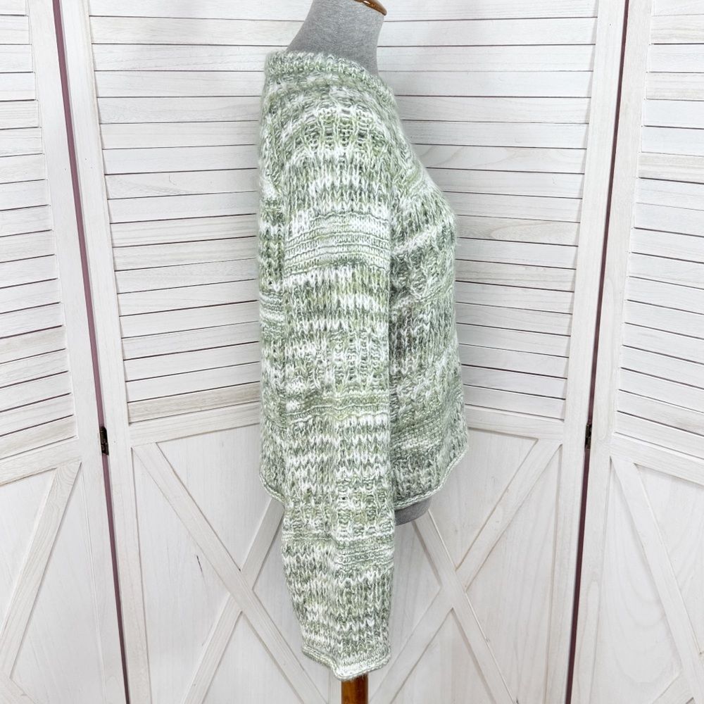 Universal Thread Bell Sleeve Multi Pattern Crewne… - image 4